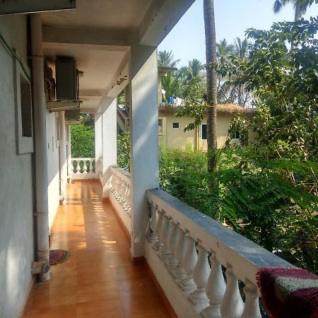 Red Lion Hotel Calangute Extérieur photo