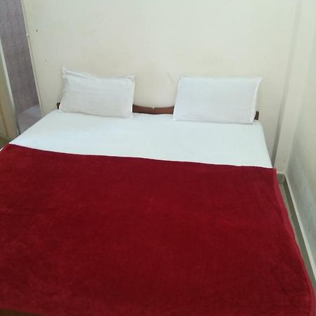 Red Lion Hotel Calangute Extérieur photo